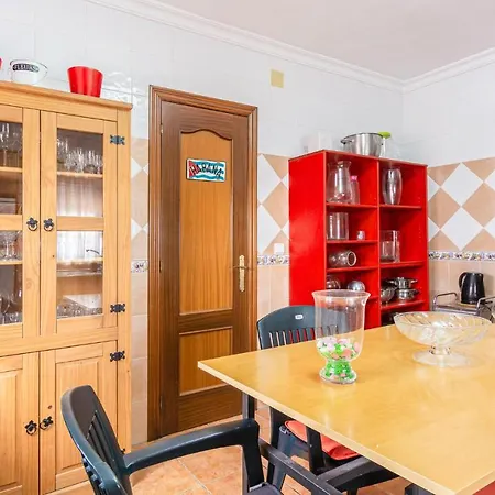 Holiday home 3 Bedroom Gorgeous In Sedella